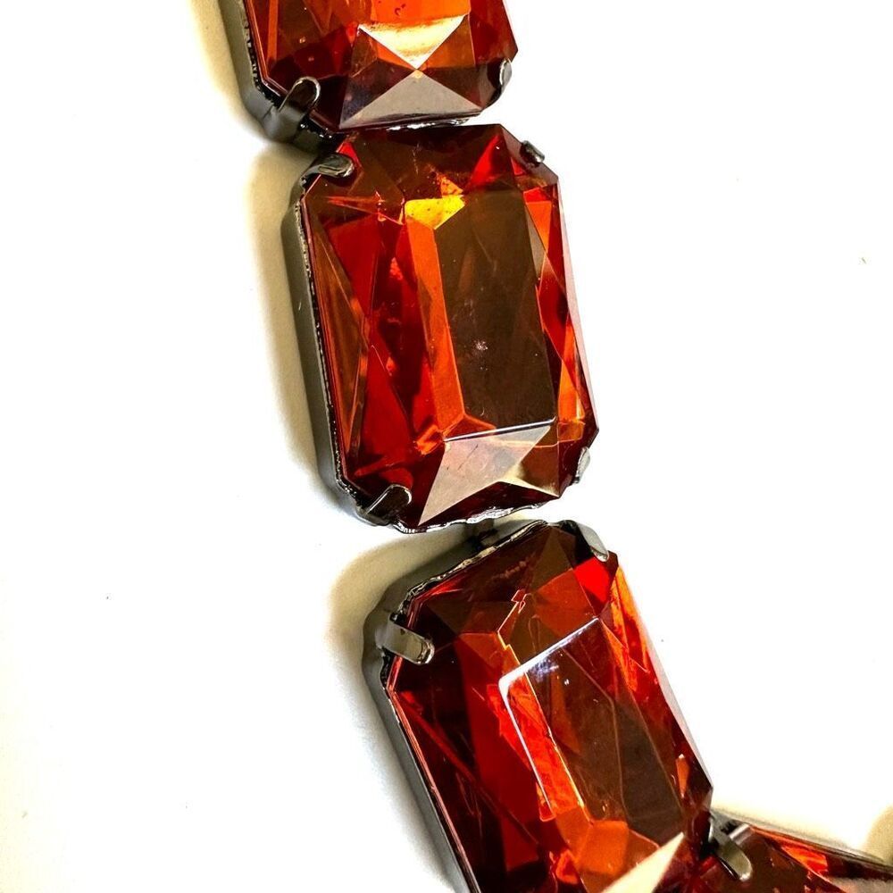 Joan Rivers  Large Amber Lucite Chunky Necklace - Picture 4 of 9